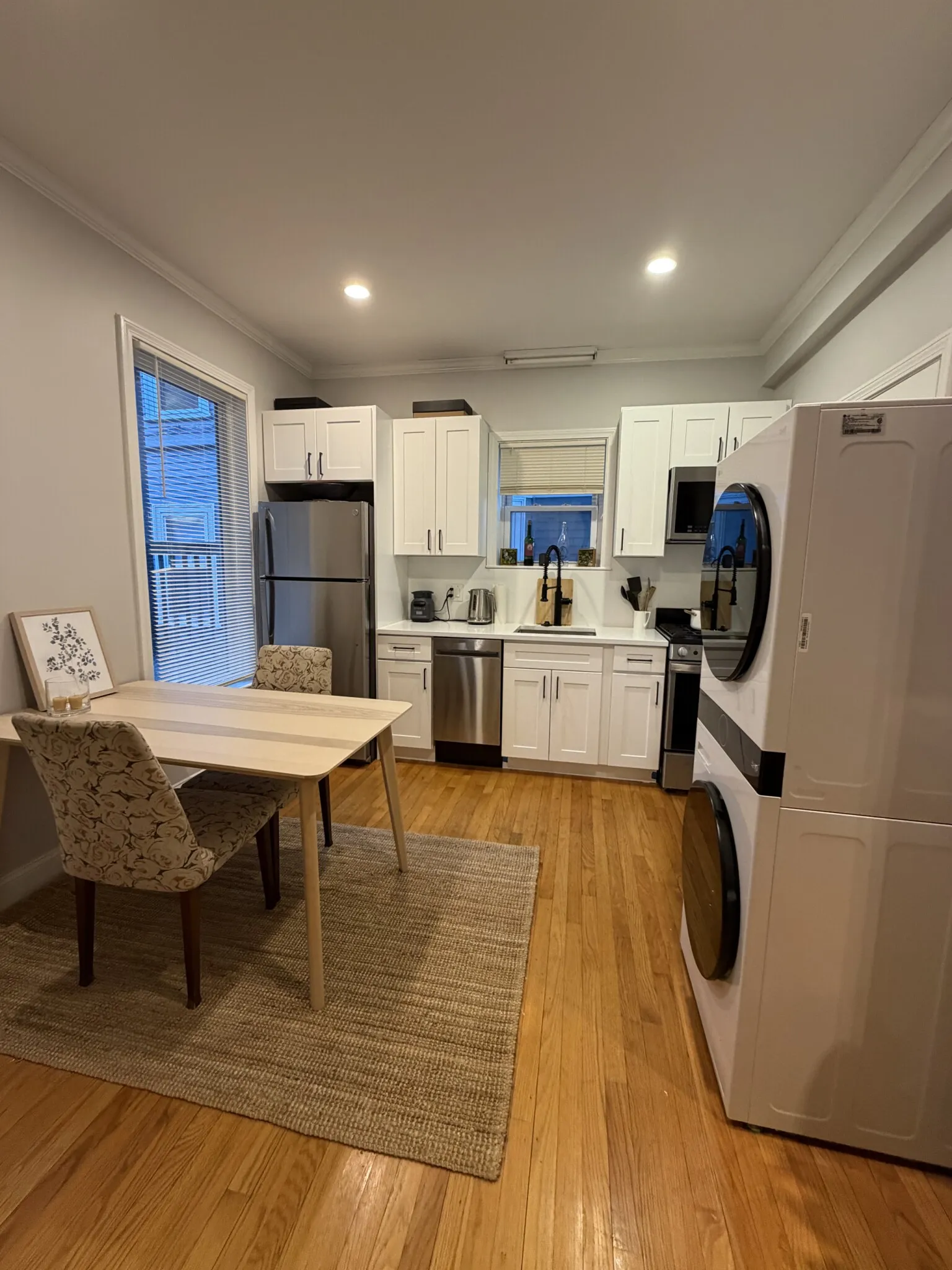 1576 Cambridge St, Mid-Cambridge