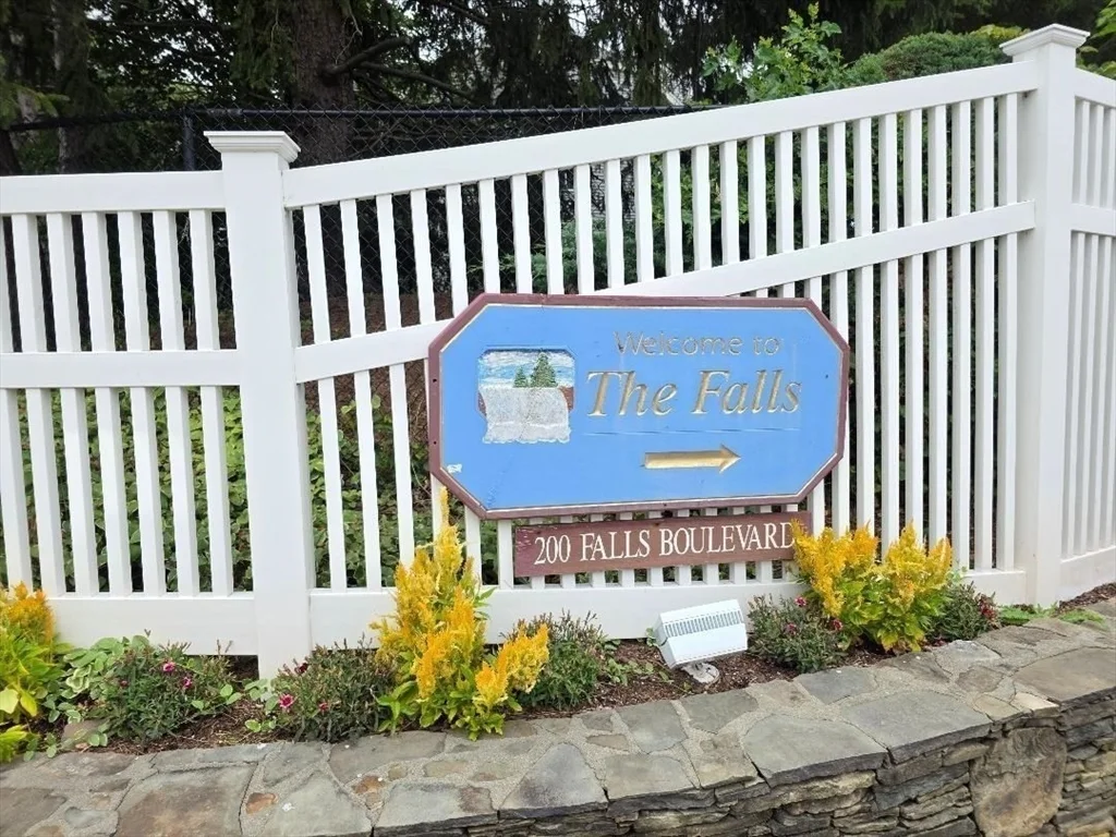 200 Falls Blvd, Quincy