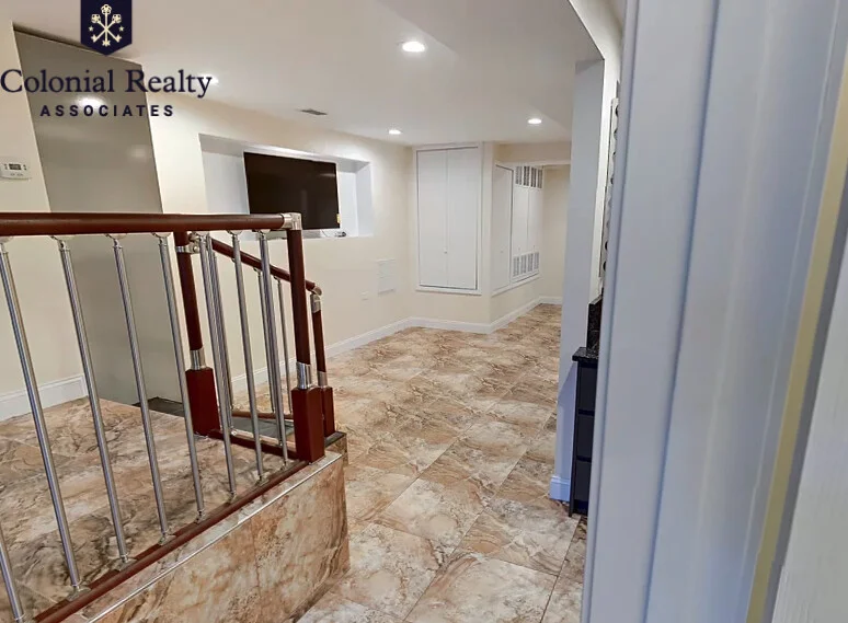 23 Saint Marys Ct, Brookline