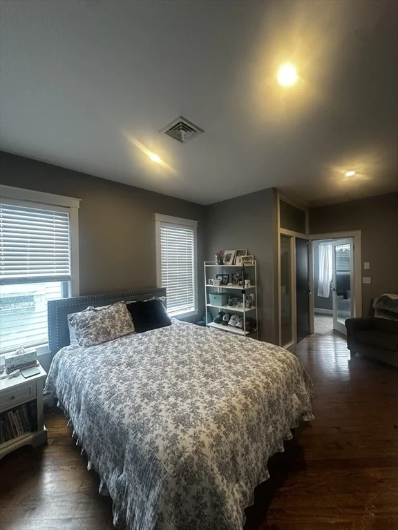 129 G St, South Boston