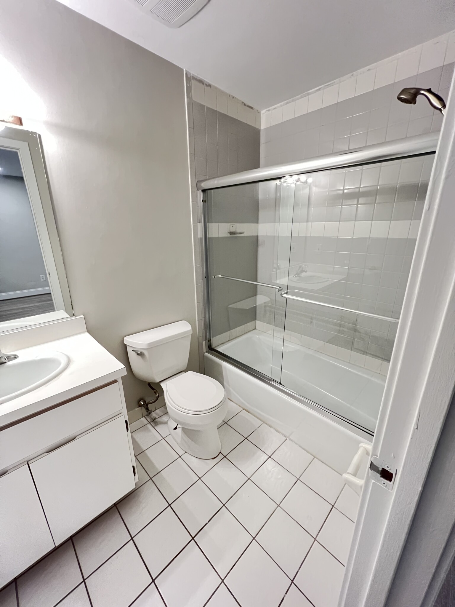 166 Saint Botolph St, Back Bay