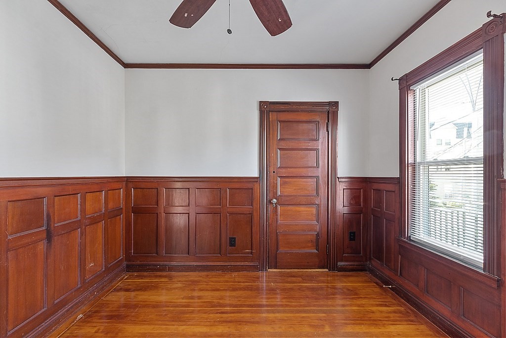 733 Hale St, Beverly Farms