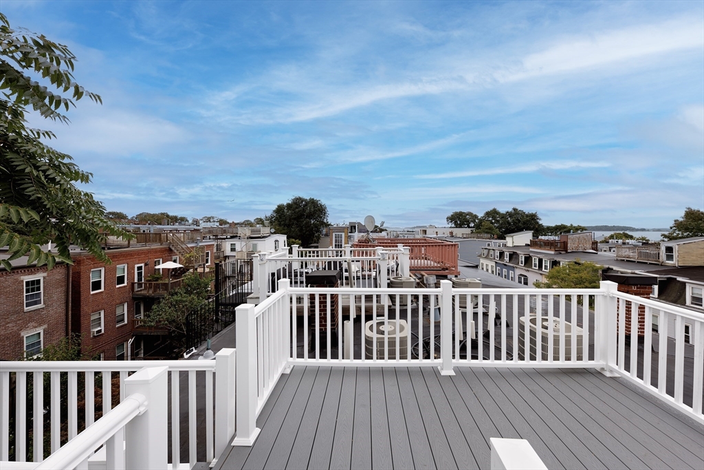 762 E 6, South Boston