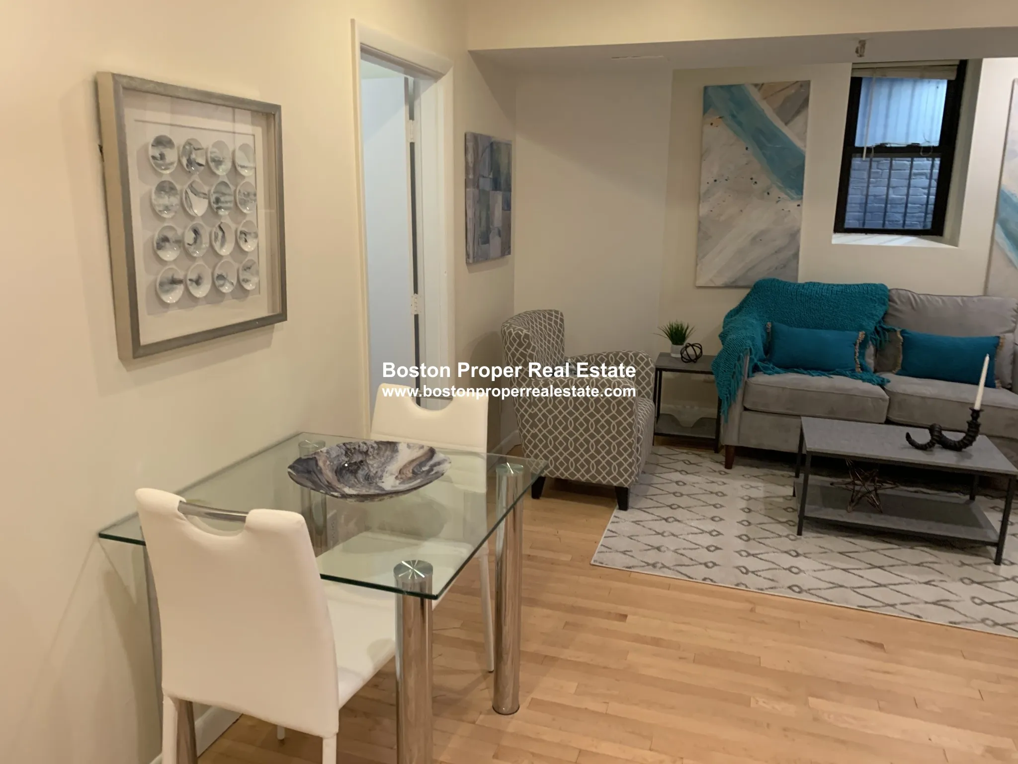 186 Commonwealth Ave, Back Bay