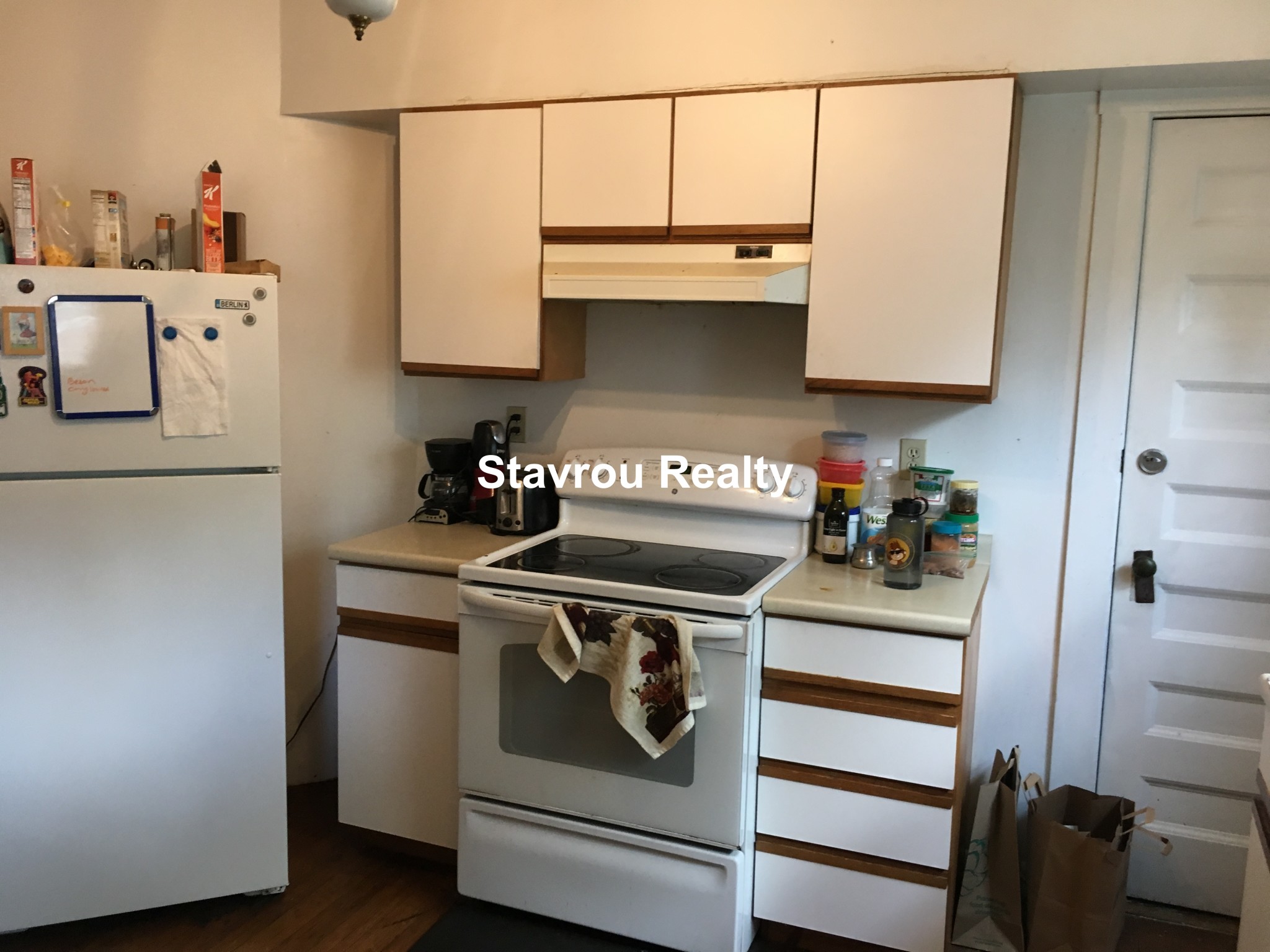 1677 Beacon St, Aspinwall Hill