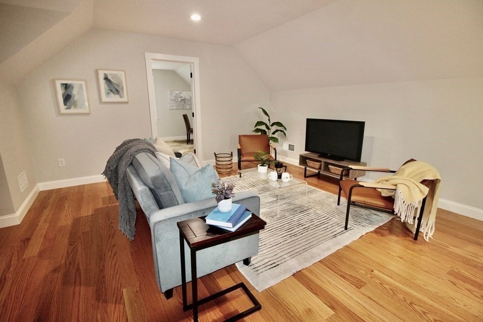 39 Winter St, Arlington