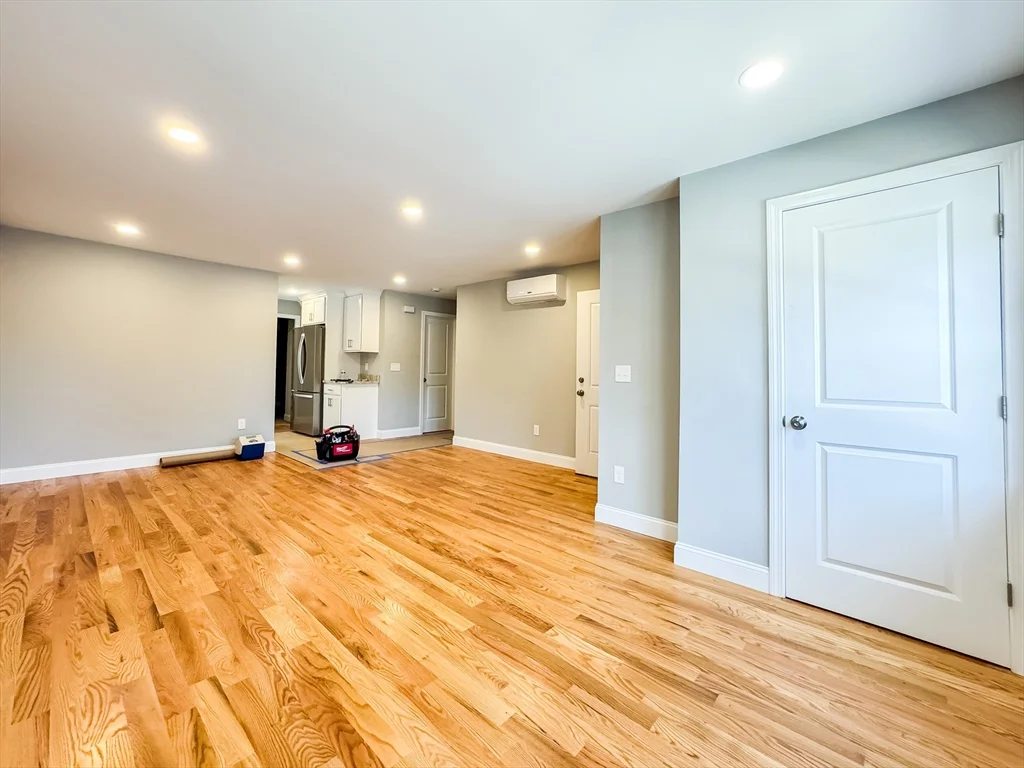 58 Chestnut St, Chelsea