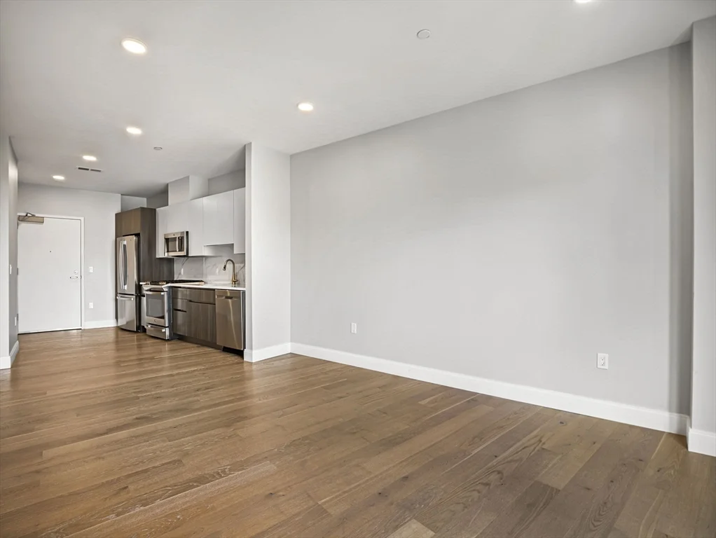9 Central St, Spring Hill