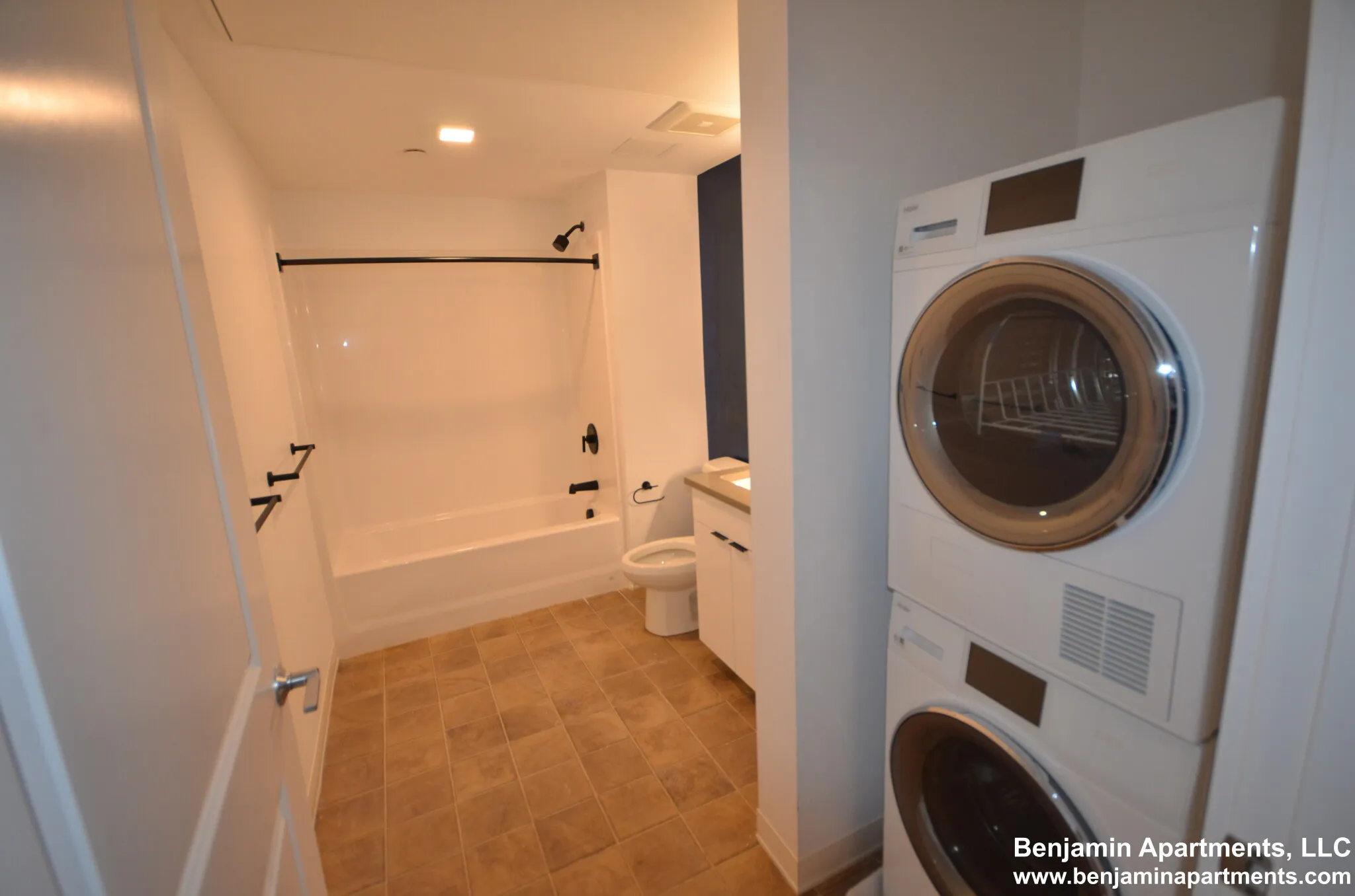 89 Brighton Ave, Allston