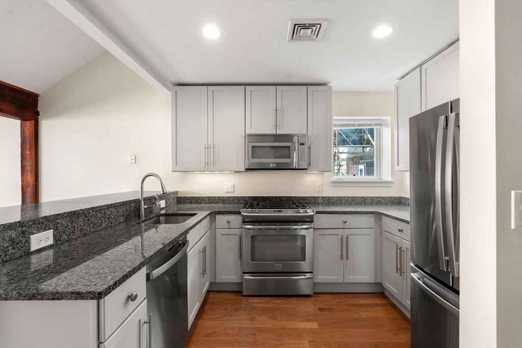 57 North Washington St, North End