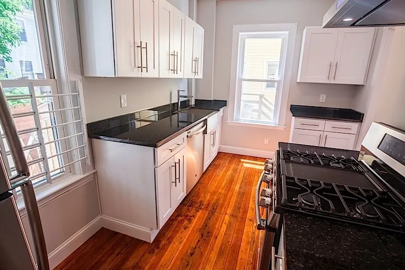23A Kelly Rd, Cambridgeport