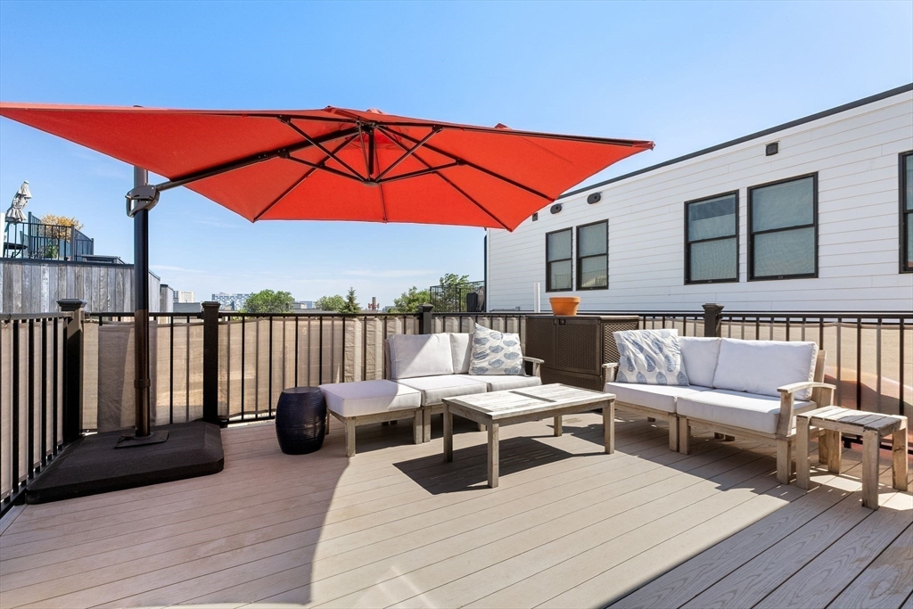 530 E 3rd St, South Boston