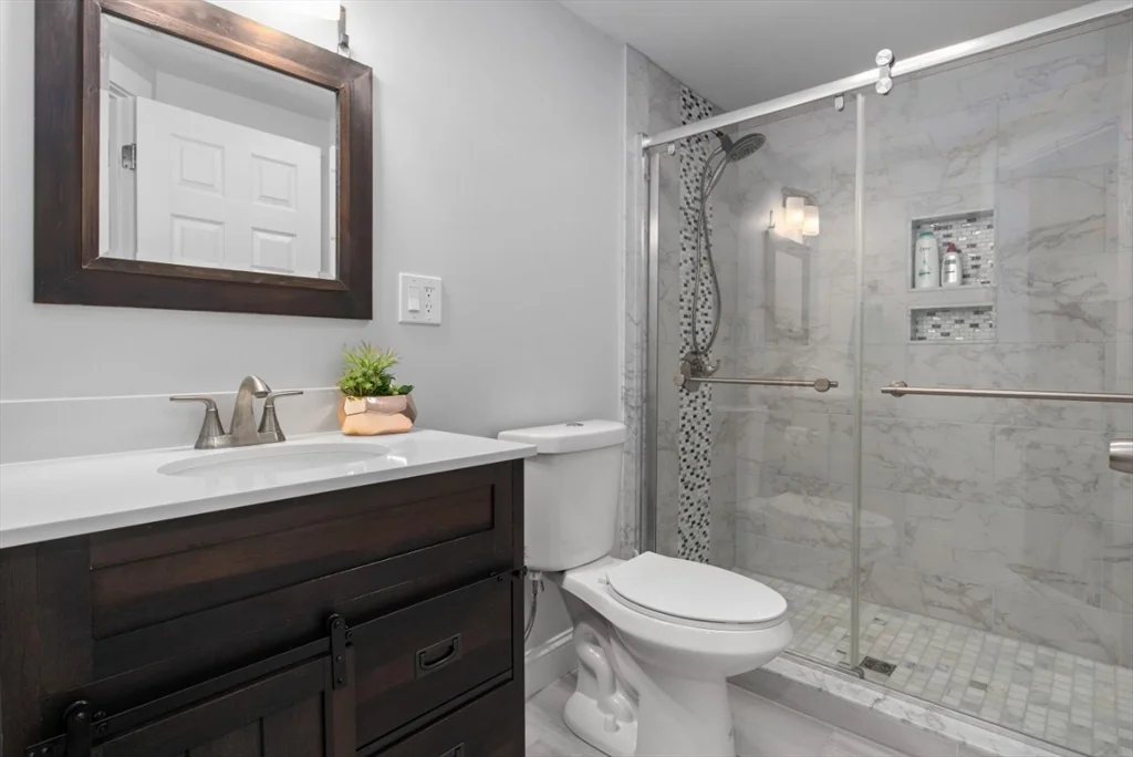 77 Hound Pack Cir, Walpole