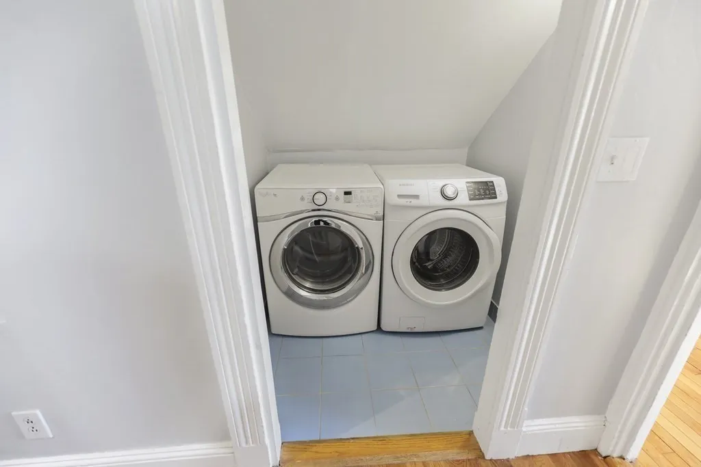 1004 South St, Roslindale