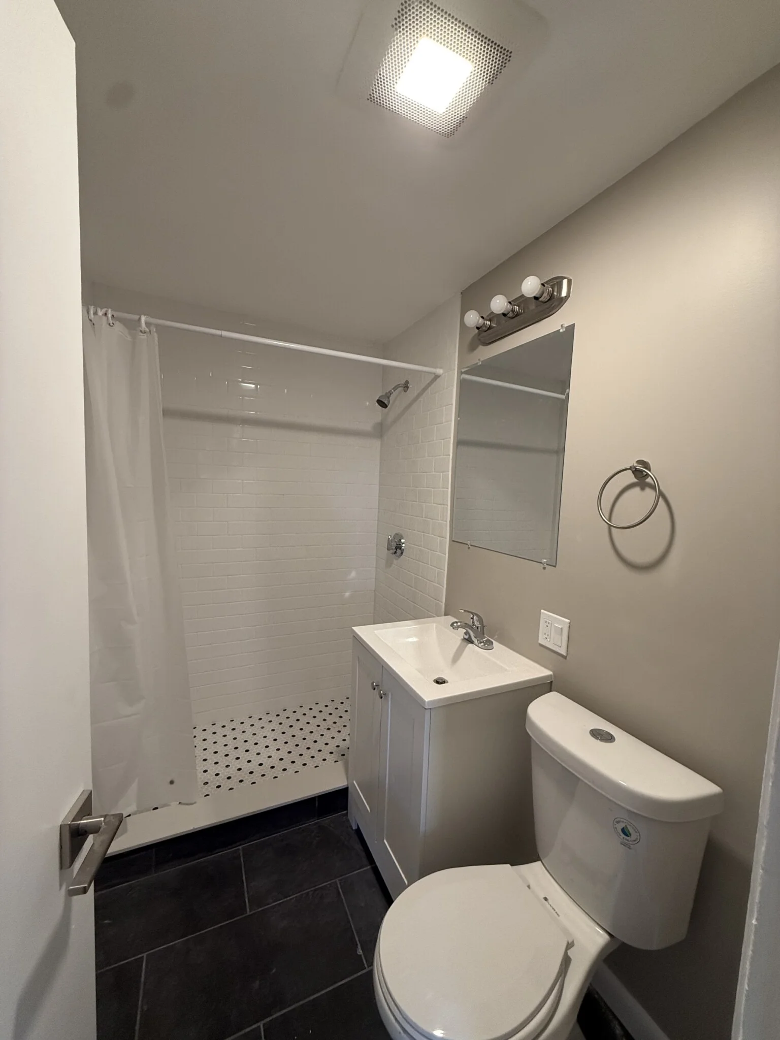 50 Evergreen St, Jamaica Plain