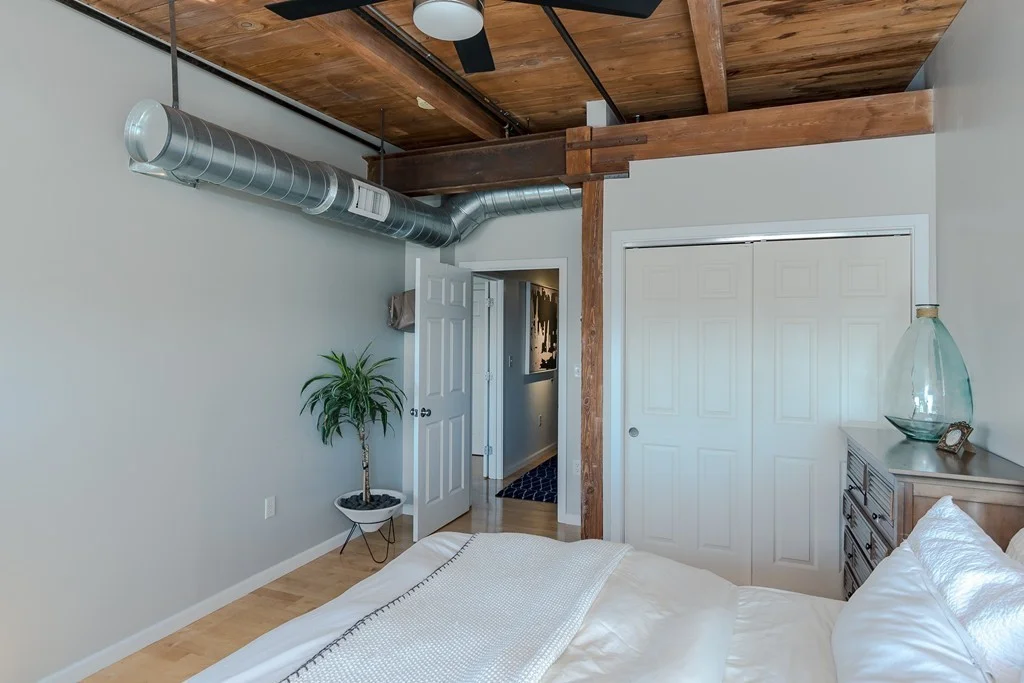 210 Broadway, Everett