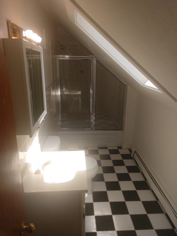 44 Winthrop St, Taunton