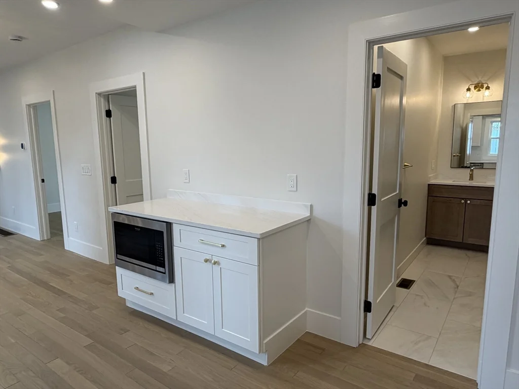 7 Bennett St, Medford