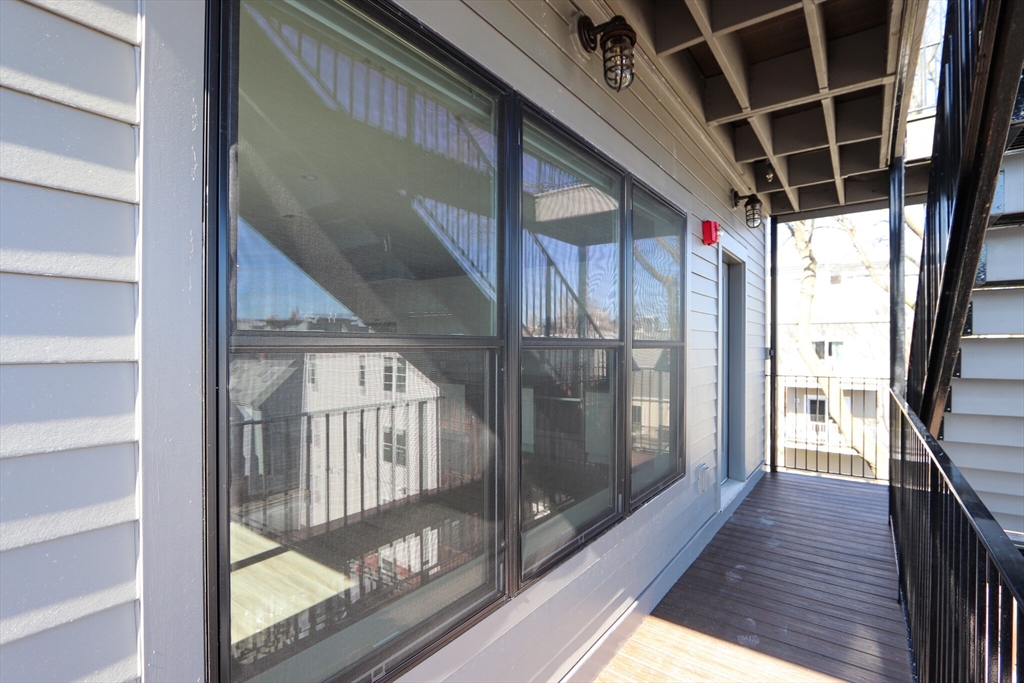 27 Vinton St, South Boston