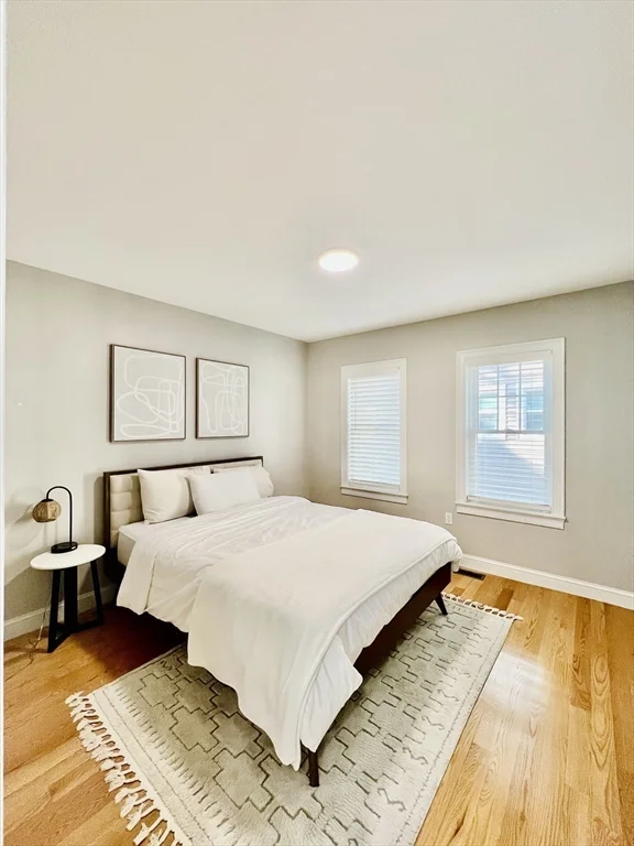 28 Metcalf, Medford