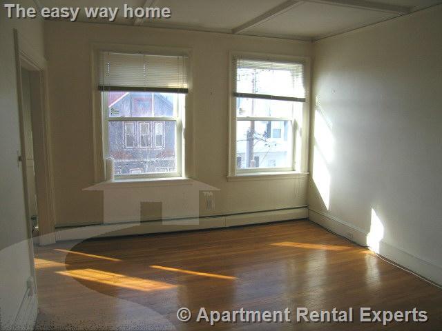 36 College Ave, Davis Square