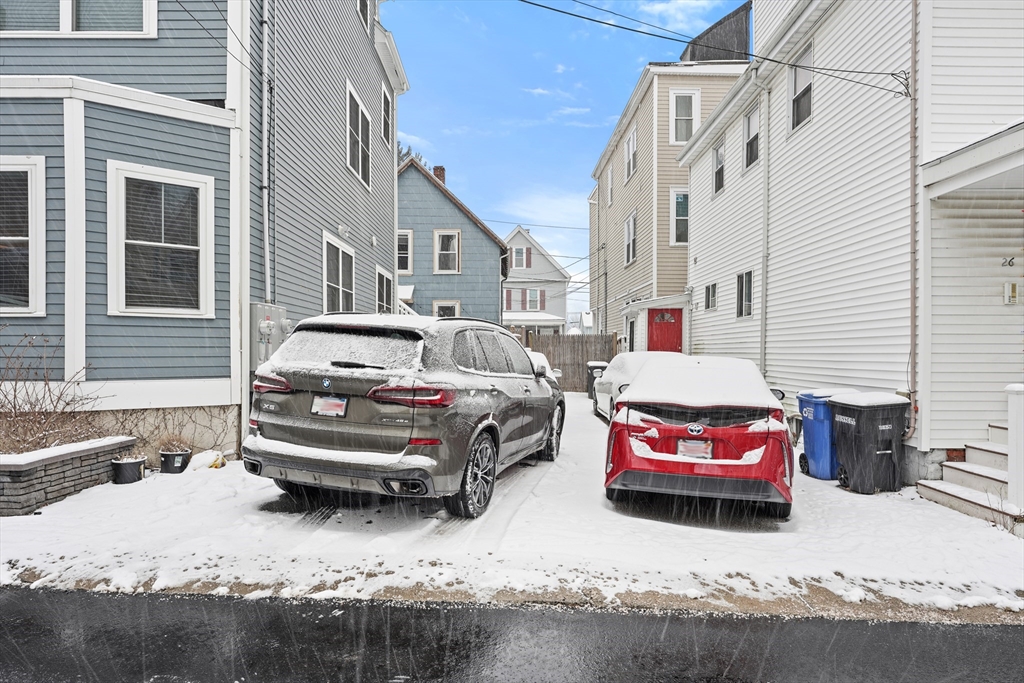 22 Henderson St, Magoun Square