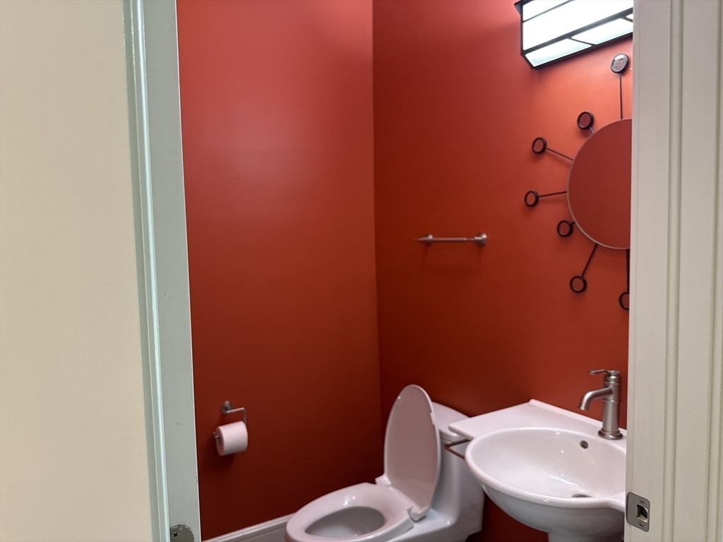 9 Sunny Knoll Terrance, Lexington