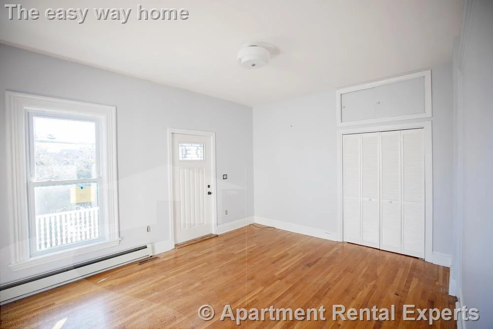 31-33 High St, Malden Center