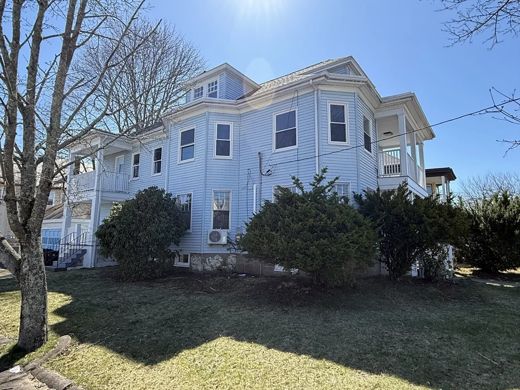 68 Ash St, Brockton