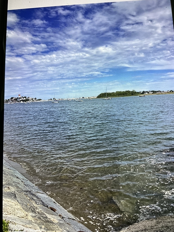 81 Sunnyside Ave, Winthrop