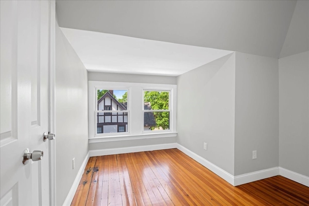 480 White St, Springfield