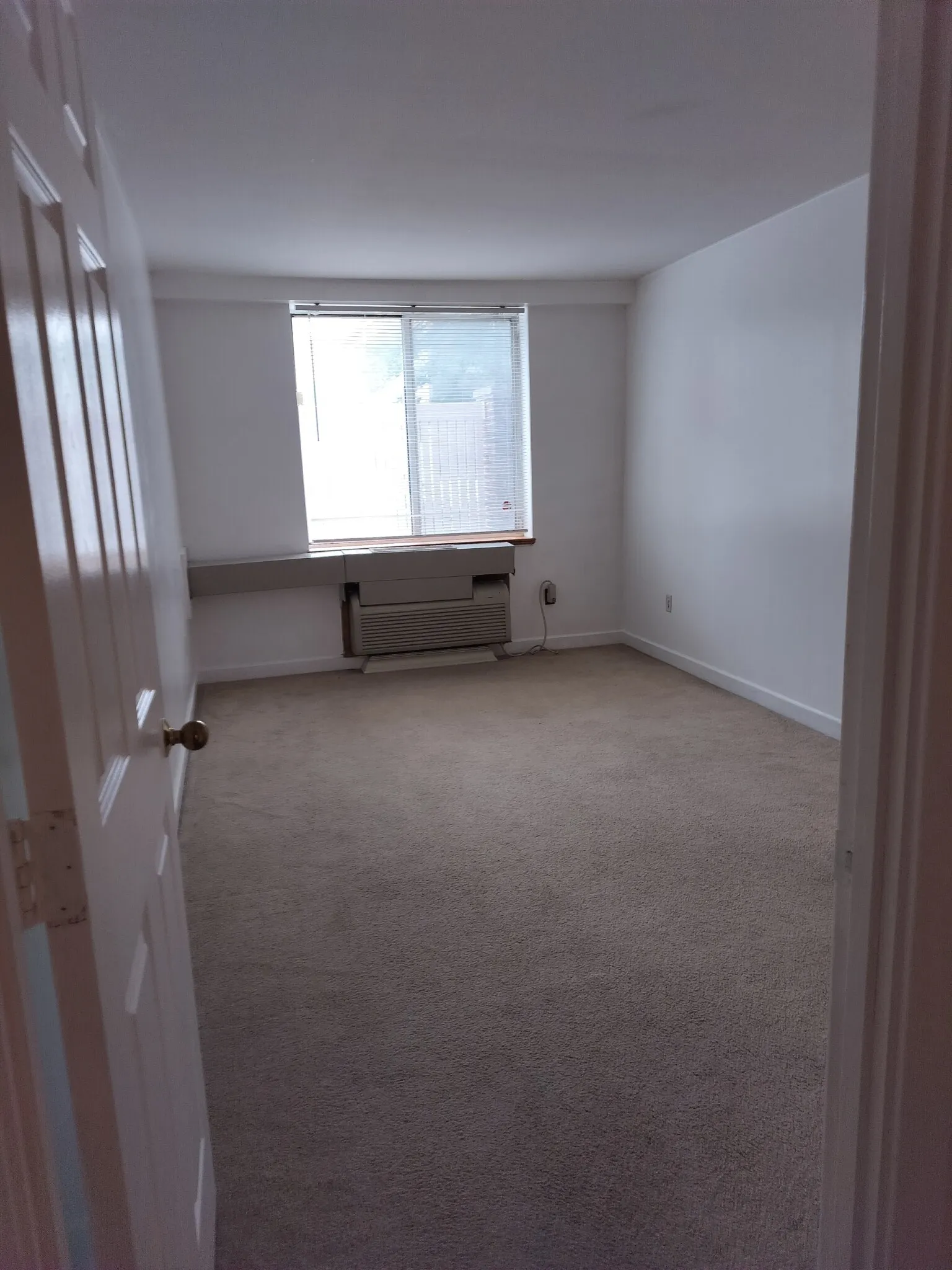 332 Franklin St, Riverside