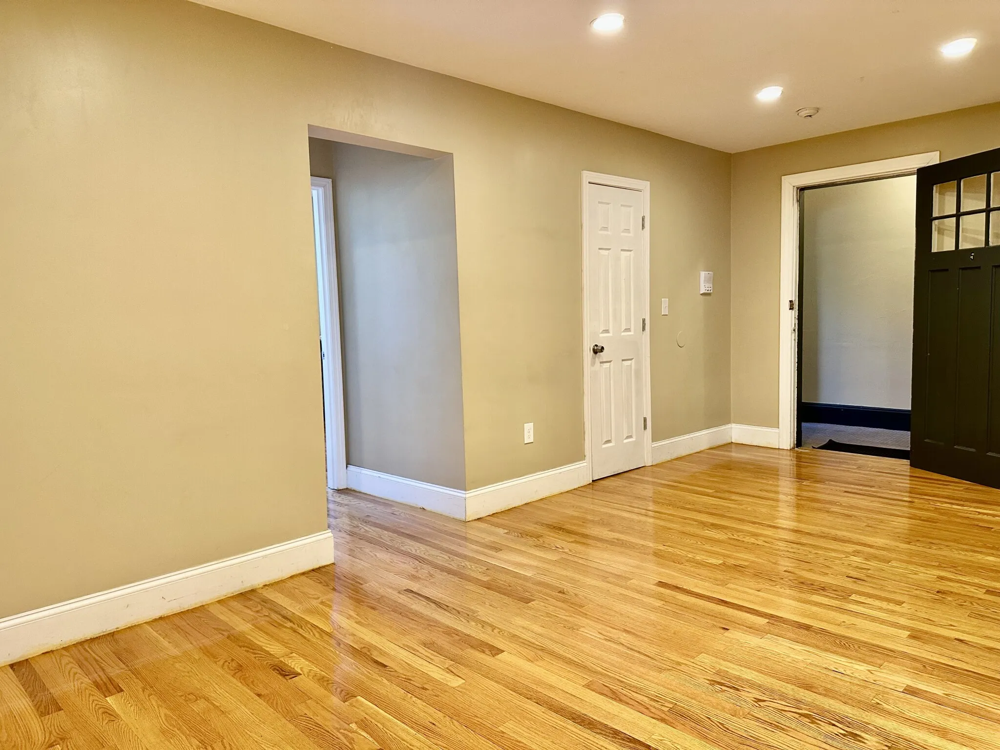 76 Egmont St, North Brookline