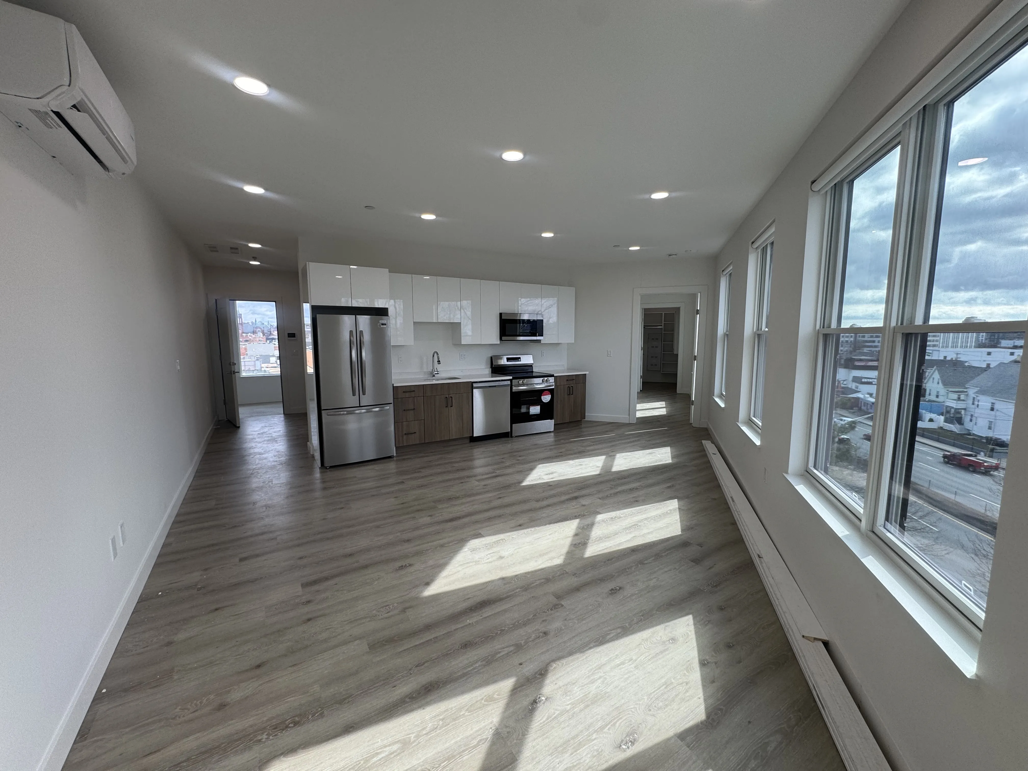 319 Broadway, Everett