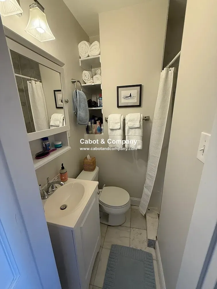 200 Warren Ave, South End