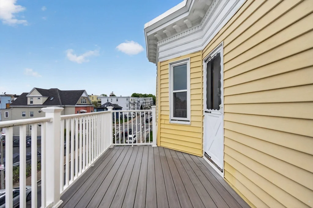 64 Topliff, Dorchester