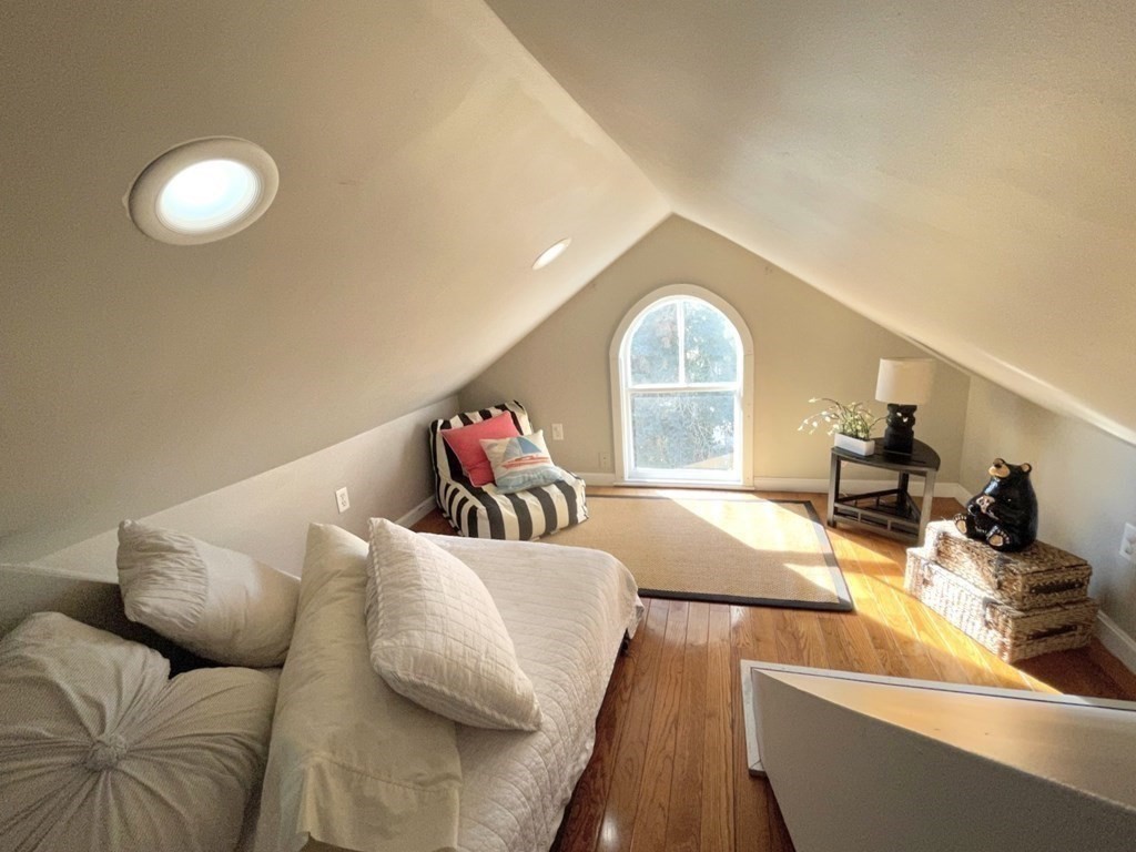 25 Mechanic St, Old Town