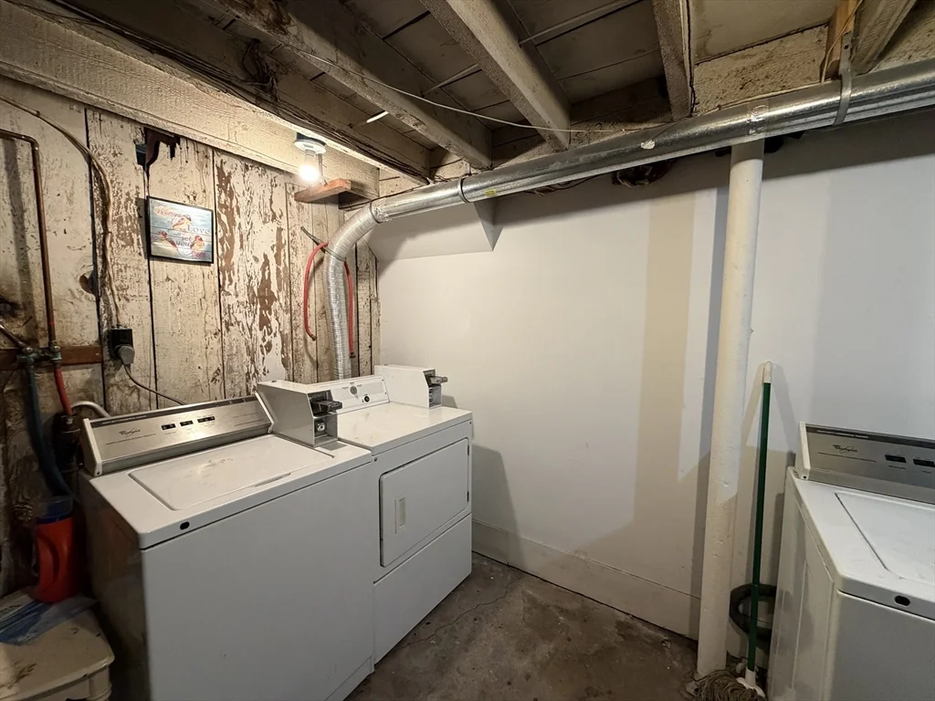 16 Franklin Pl, Quincy