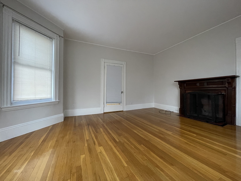 11 Maple Cir, Newton Corner