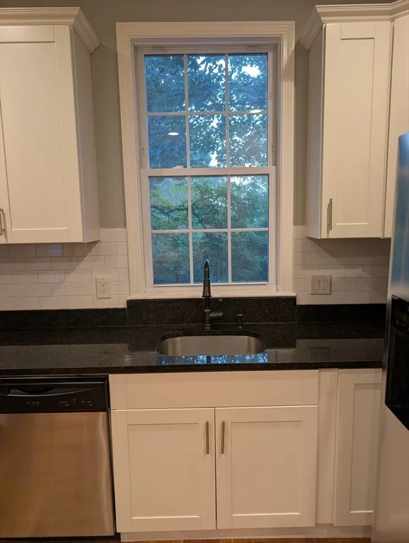 163 Ferry St, Malden