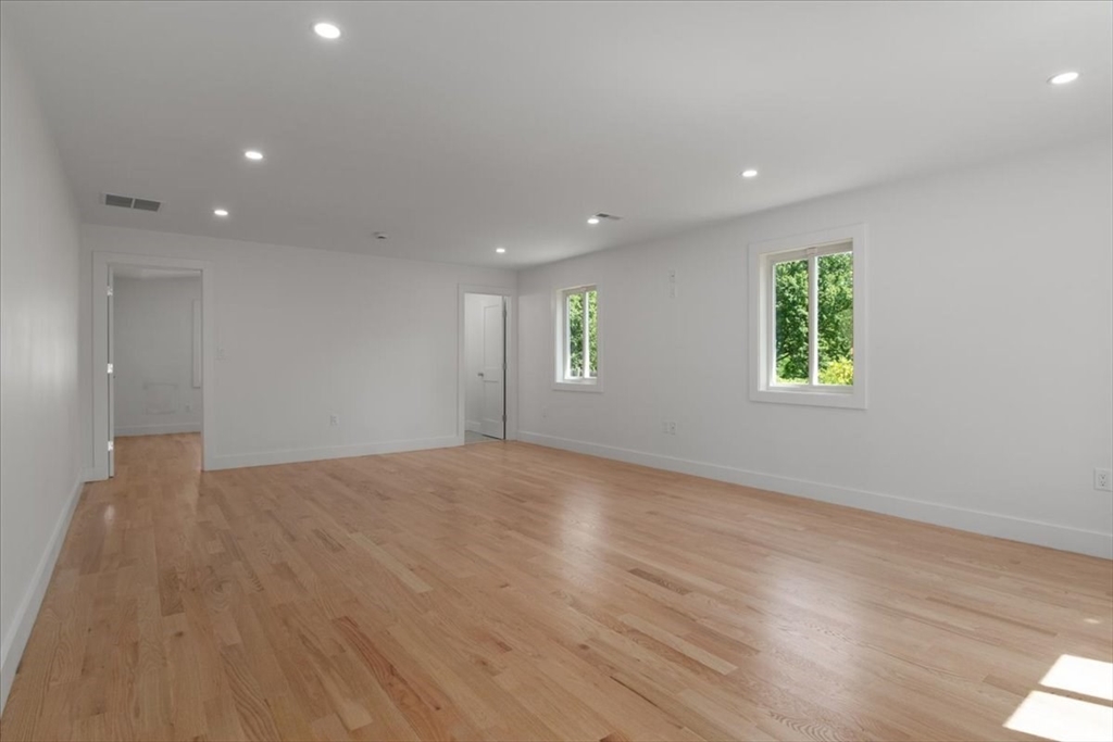 3 Cummings Cir, Randolph