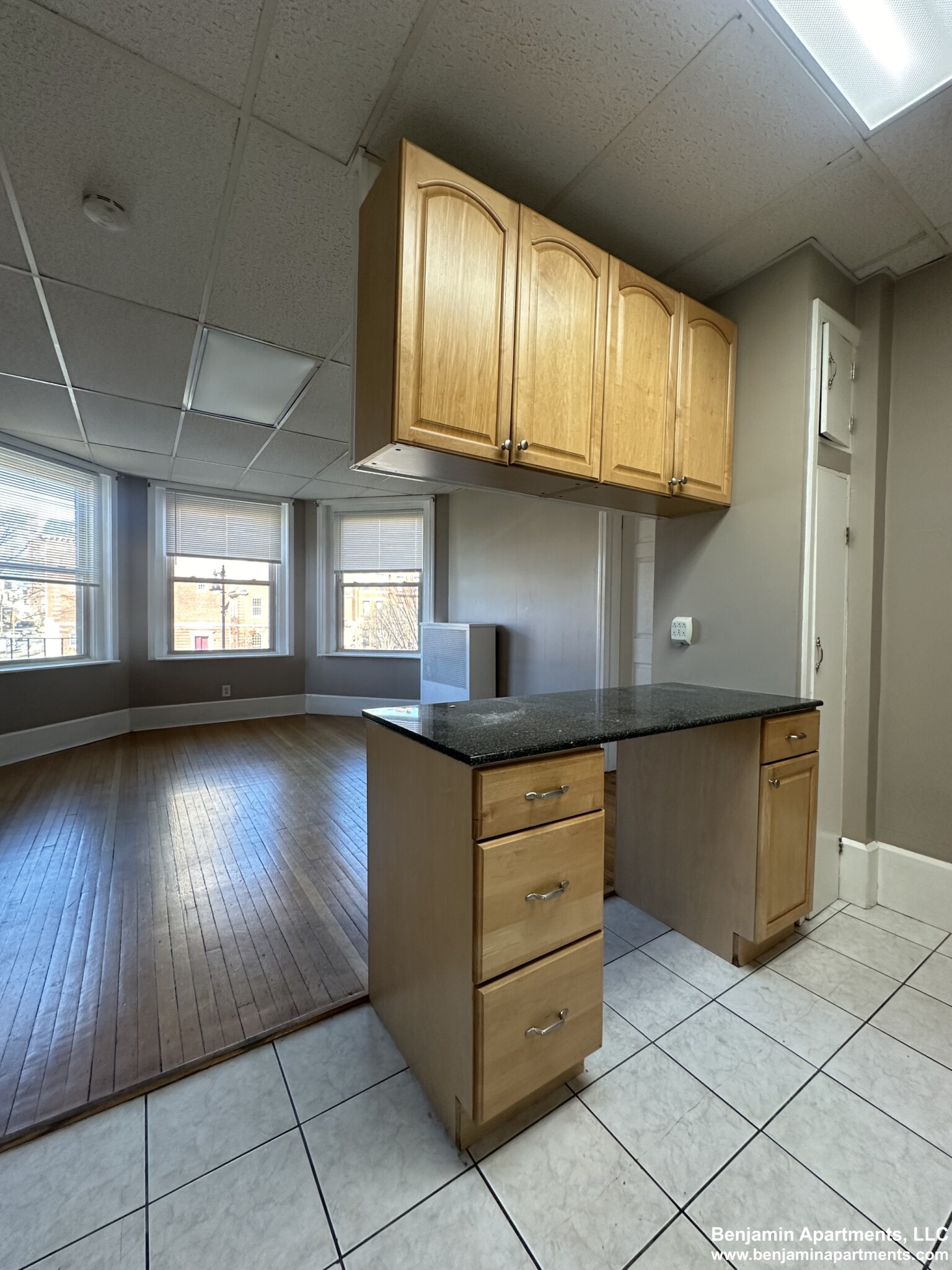 879 Beacon St, Fenway