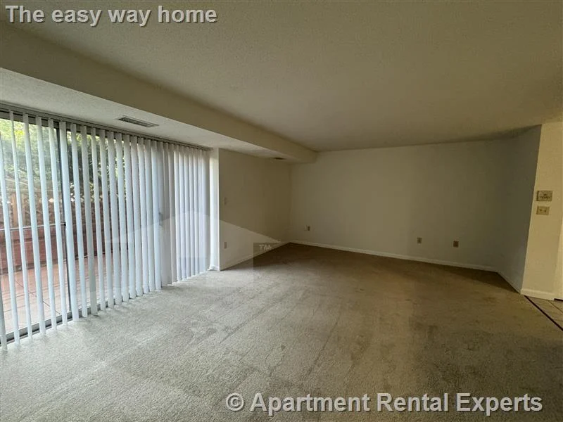 175 Beacon St, Ward Two