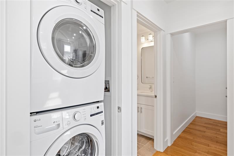 406 Columbia St, Wellington-Harrington