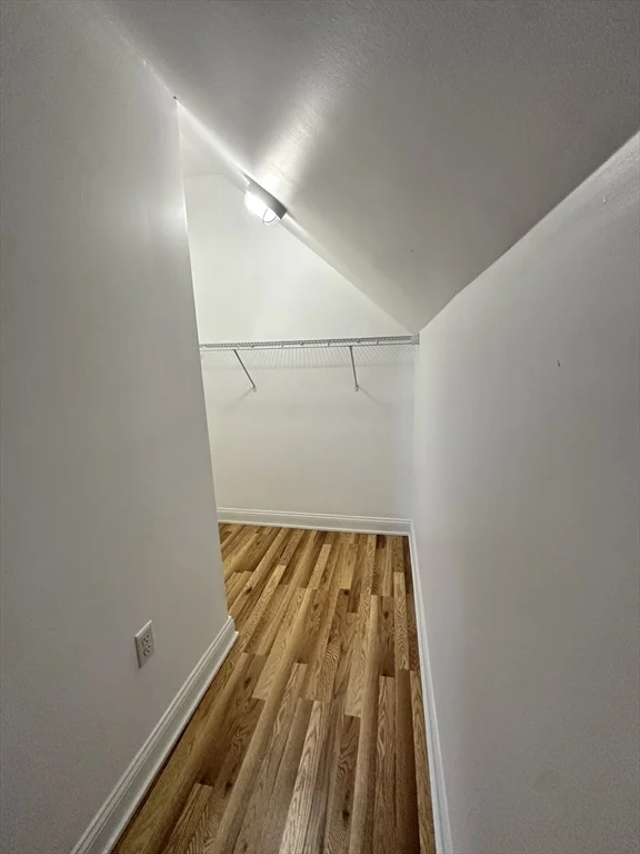 283 Broadway, Central