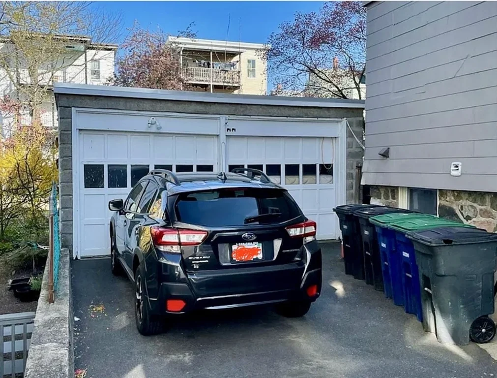 14 Dow St, West Somerville