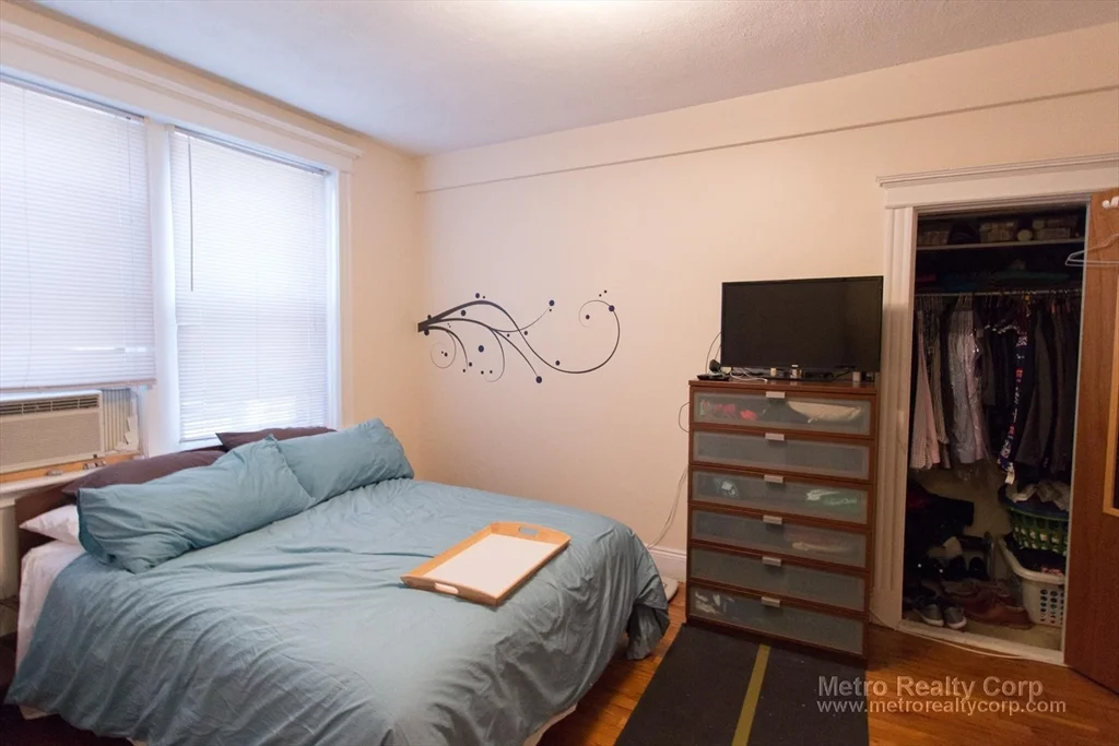 22 Orkney, Brighton