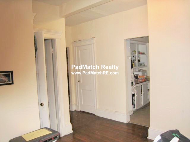 1868 Commonwealth Ave, Brighton