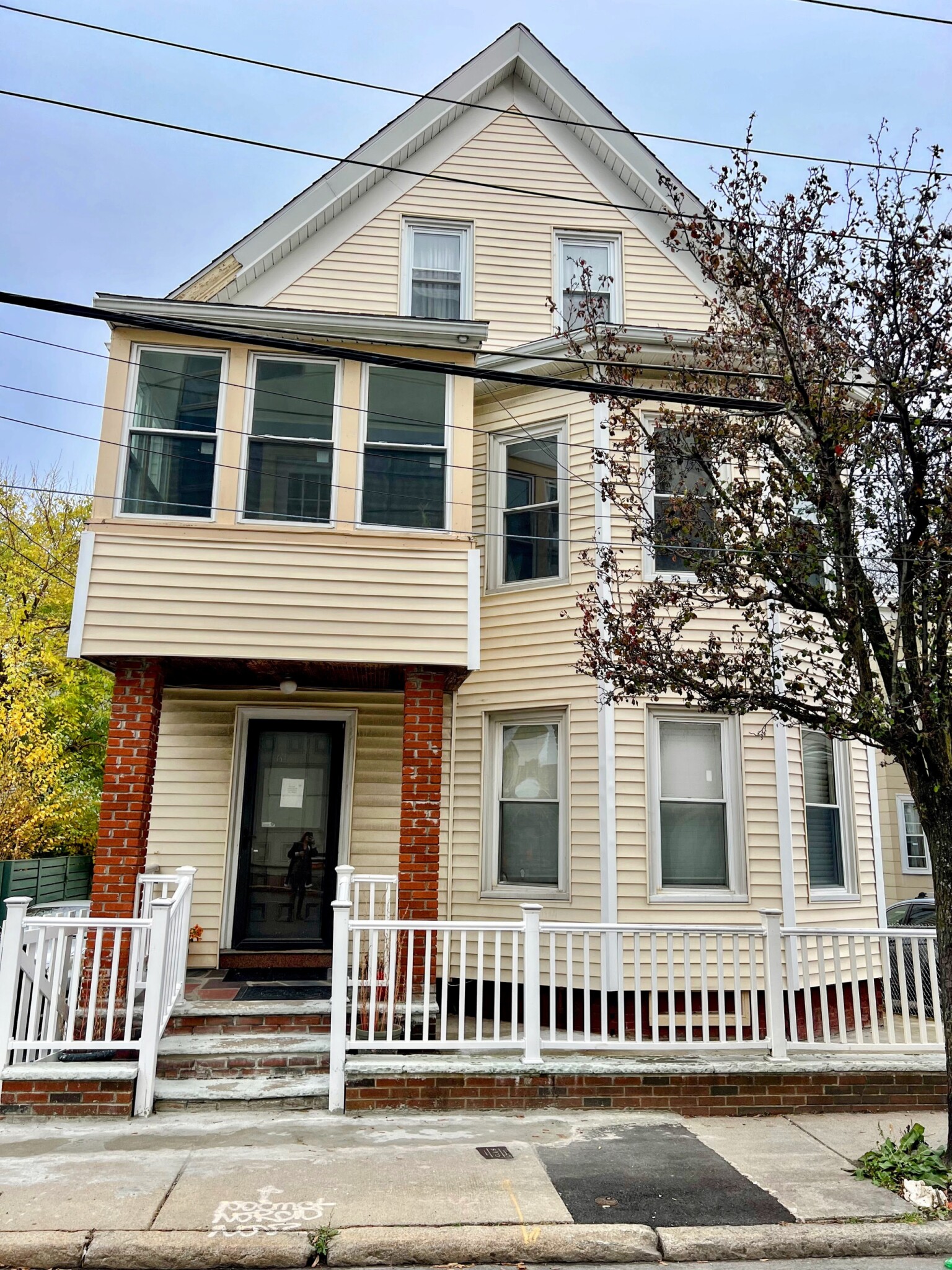 61 Tufts St, East Somerville