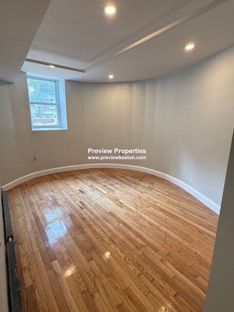 14 Quint Ave, Allston